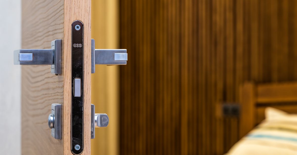 Storefront Door Locks — Bridgeview Locksmith