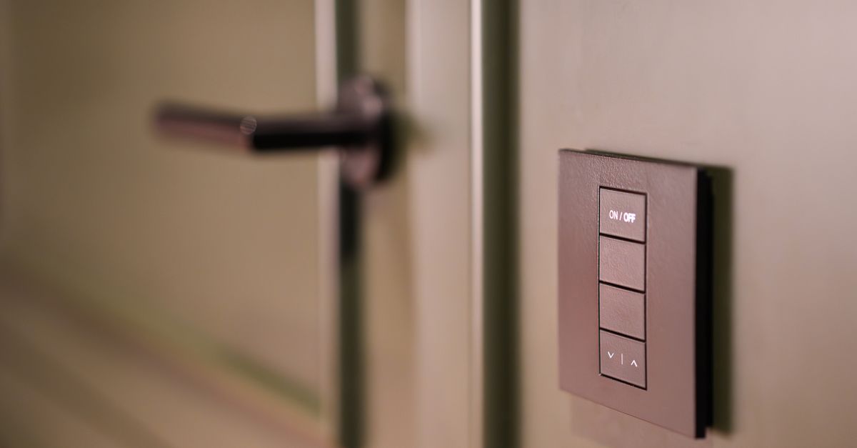 door security hardware — Bridgeview Locksmith